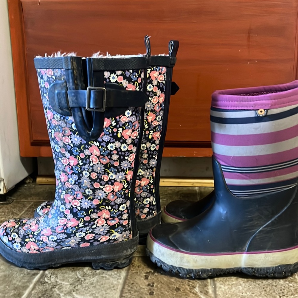Two pairs. Girls Bogs winter and lined rubber boots